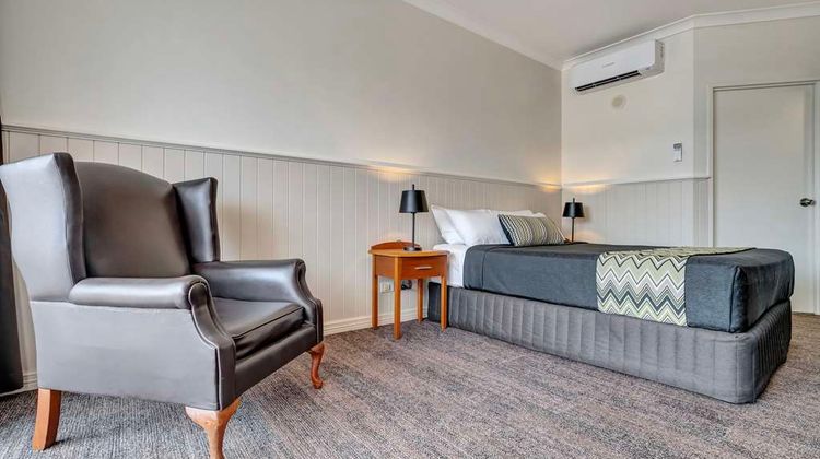 City Oasis Inn Room