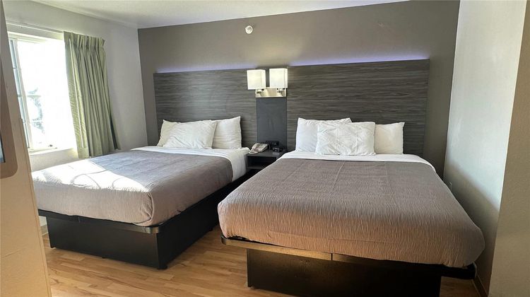 Quality Inn Fishers Indianapolis Room
