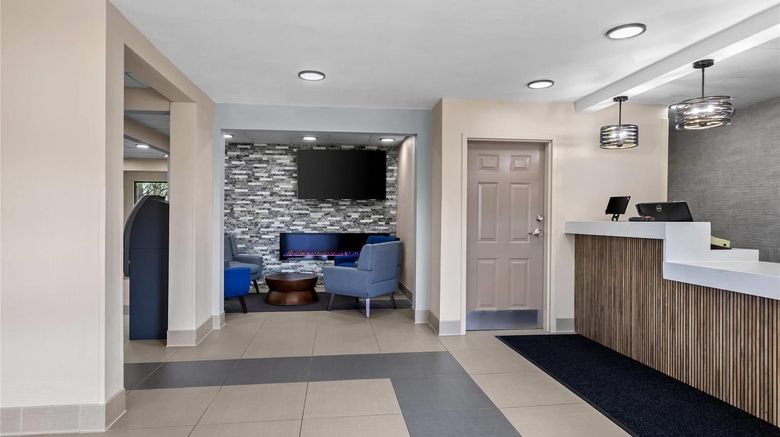 <b>Quality Inn Fishers Indianapolis Lobby</b>. Images powered by <a href="https://iceportal.shijigroup.com/" title="IcePortal" target="_blank">IcePortal</a>.