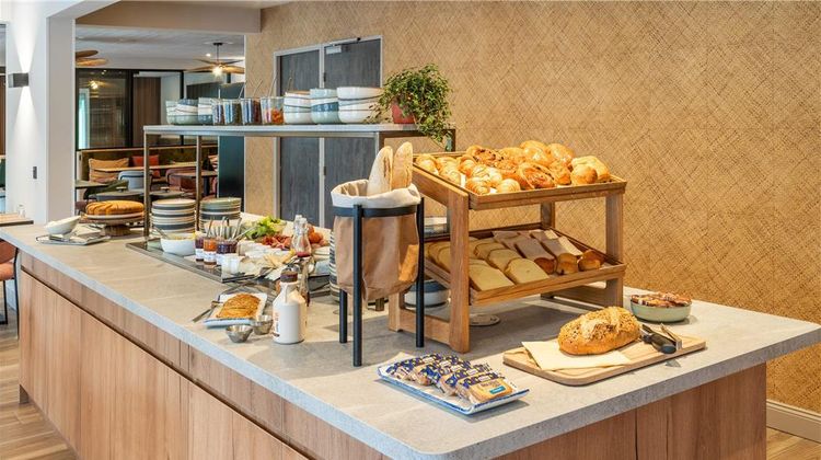 Sure Hotel by Best Western Tours Sud Restaurant