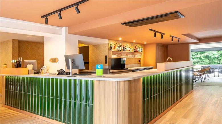<b>Sure Hotel by Best Western Tours Sud Lobby</b>. Images powered by <a href="https://iceportal.shijigroup.com/" title="IcePortal" target="_blank">IcePortal</a>.