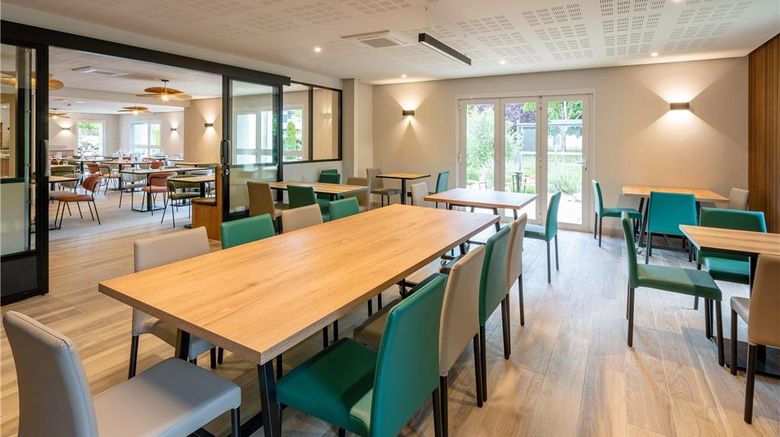 <b>Sure Hotel by Best Western Tours Sud Meeting</b>. Images powered by <a href="https://iceportal.shijigroup.com/" title="IcePortal" target="_blank">IcePortal</a>.