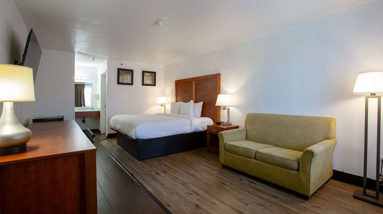 <b>The Hotel Serene, SureStay Collection Room</b>. Images powered by <a href="https://iceportal.shijigroup.com/" title="IcePortal" target="_blank">IcePortal</a>.