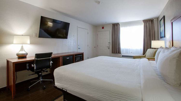 The Hotel Serene, SureStay Collection Room