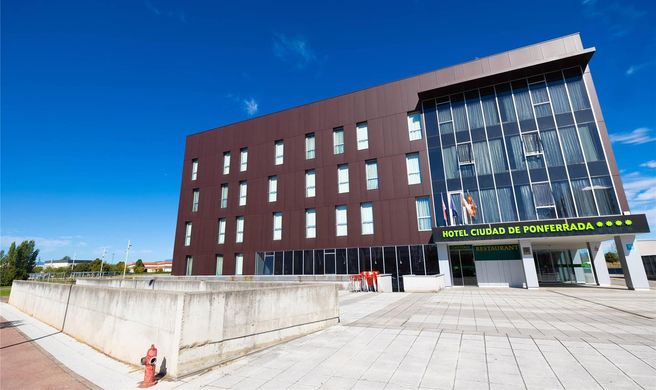 Hotel Ciudad de Ponferrada, Ascend Hotel Exterior