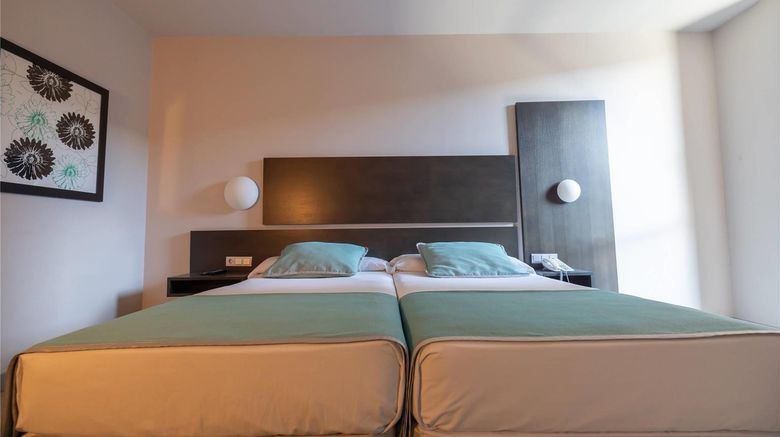 <b>Hotel Ciudad de Ponferrada, Ascend Hotel Room</b>. Images powered by <a href="https://iceportal.shijigroup.com/" title="IcePortal" target="_blank">IcePortal</a>.