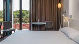 Auberge De La Foret Room