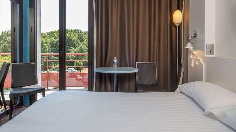 <b>Auberge De La Foret Room</b>. Images powered by <a href="https://iceportal.shijigroup.com/" title="IcePortal" target="_blank">IcePortal</a>.