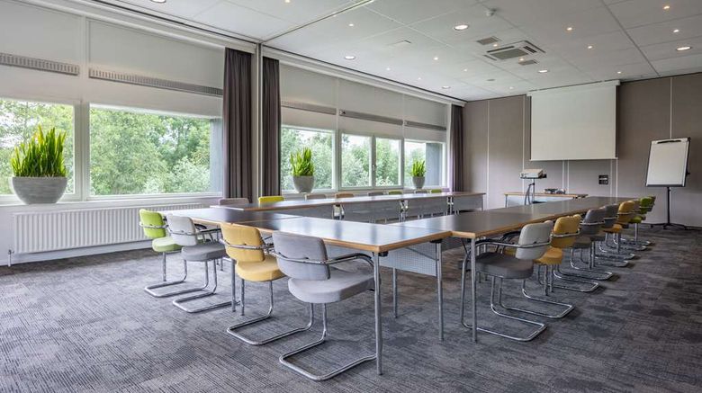 <b>Amrath Airport Hotel Rotterdam Meeting</b>. Images powered by <a href="https://iceportal.shijigroup.com/" title="IcePortal" target="_blank">IcePortal</a>.