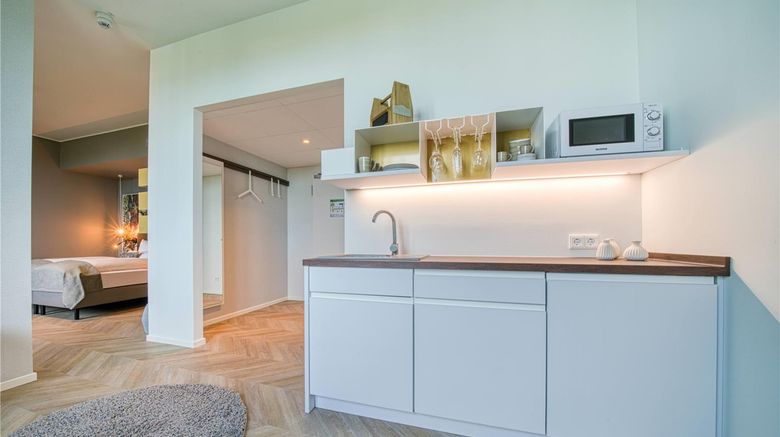 <b>Vienna House Easy by Wyndham Augsburg Room</b>. Images powered by <a href="https://iceportal.shijigroup.com/" title="IcePortal" target="_blank">IcePortal</a>.