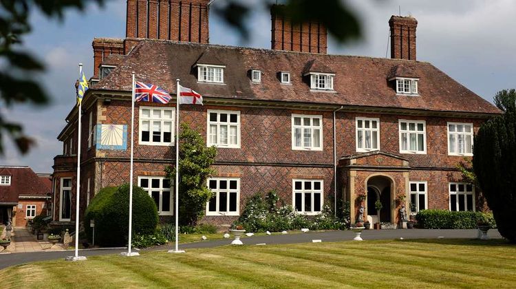 Albrighton Hall Hotel/Spa-Radisson Indiv Exterior