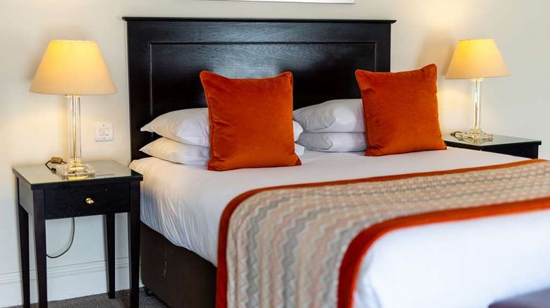 <b>Albrighton Hall Hotel/Spa-Radisson Indiv Room</b>. Images powered by <a href="https://iceportal.shijigroup.com/" title="IcePortal" target="_blank">IcePortal</a>.