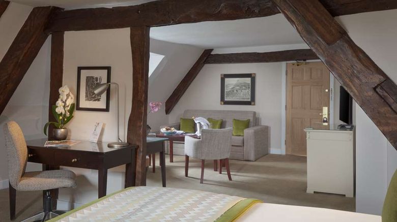 <b>Albrighton Hall Hotel/Spa-Radisson Indiv Suite</b>. Images powered by <a href="https://iceportal.shijigroup.com/" title="IcePortal" target="_blank">IcePortal</a>.