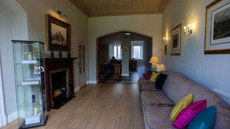 <b>Albrighton Hall Hotel/Spa-Radisson Indiv Lobby</b>. Images powered by <a href="https://iceportal.shijigroup.com/" title="IcePortal" target="_blank">IcePortal</a>.