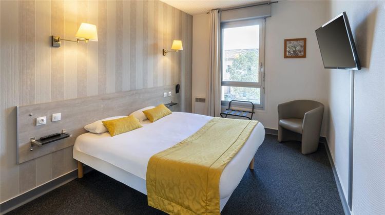 Sure Hotel by Best Western Angouleme Room