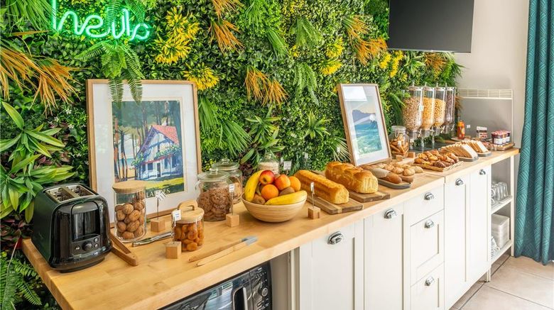 <b>Sure Hotel by BestWestern Mont-de-Marsan Restaurant</b>. Images powered by <a href="https://iceportal.shijigroup.com/" title="IcePortal" target="_blank">IcePortal</a>.