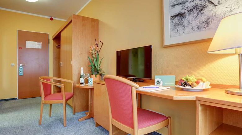 <b>Centro Park Hotel Berlin Neukoelln Room</b>. Images powered by <a href="https://iceportal.shijigroup.com/" title="IcePortal" target="_blank">IcePortal</a>.