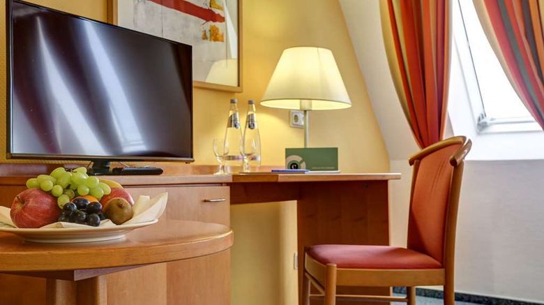 <b>Centro Park Hotel Berlin Neukoelln Room</b>. Images powered by <a href="https://iceportal.shijigroup.com/" title="IcePortal" target="_blank">IcePortal</a>.