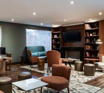 DoubleTree By Hilton Bogota Calle 100 Lobby