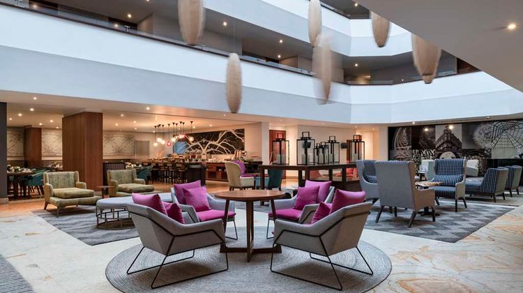 DoubleTree By Hilton Bogota Calle 100 Lobby