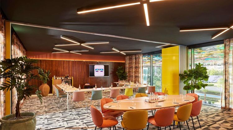 Mama Shelter Dubai Meeting