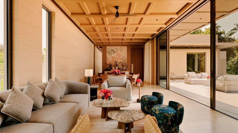 <b>Raffles Sentosa Singapore Room</b>. Images powered by <a href="https://iceportal.shijigroup.com/" title="IcePortal" target="_blank">IcePortal</a>.