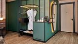 <b>Novotel Istanbul Bomonti Room</b>. Images powered by <a href="https://iceportal.shijigroup.com/" title="IcePortal" target="_blank">IcePortal</a>.