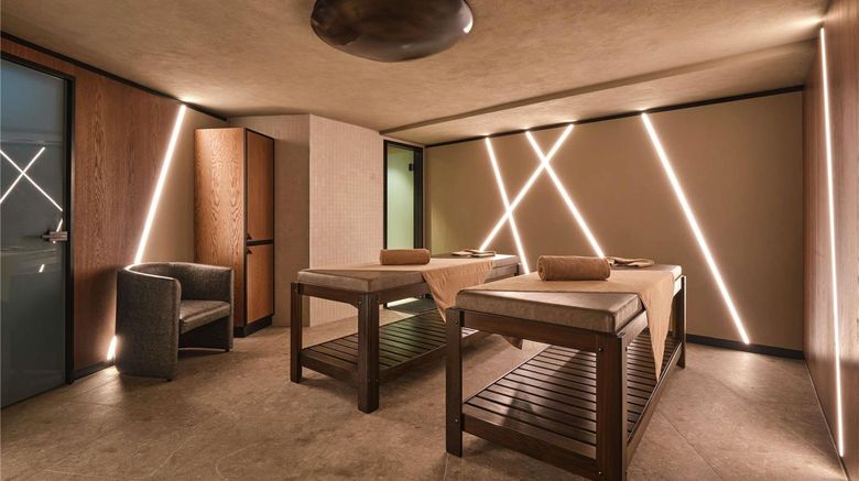 <b>Novotel Istanbul Bomonti Spa</b>. Images powered by <a href="https://iceportal.shijigroup.com/" title="IcePortal" target="_blank">IcePortal</a>.