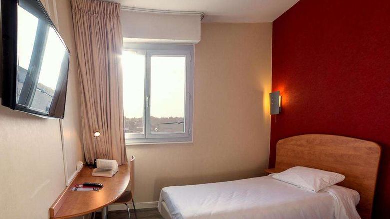 <b>Hotel de la Vendee Room</b>. Images powered by <a href="https://iceportal.shijigroup.com/" title="IcePortal" target="_blank">IcePortal</a>.