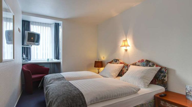 Centro Hotel Arde Koln Room