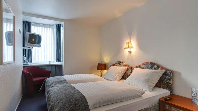 <b>Centro Hotel Arde Koln Room</b>. Images powered by <a href="https://iceportal.shijigroup.com/" title="IcePortal" target="_blank">IcePortal</a>.