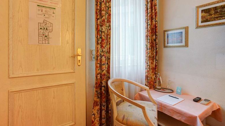 <b>Centro Hotel Arde Koln Room</b>. Images powered by <a href="https://iceportal.shijigroup.com/" title="IcePortal" target="_blank">IcePortal</a>.
