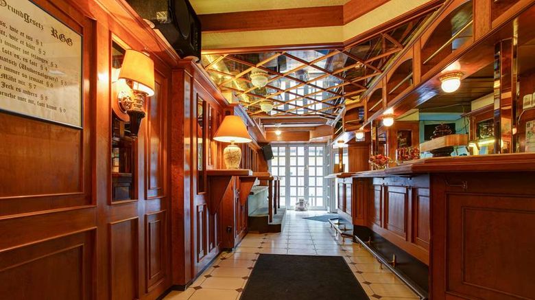 <b>Centro Hotel Arde Koln Lobby</b>. Images powered by <a href="https://iceportal.shijigroup.com/" title="IcePortal" target="_blank">IcePortal</a>.