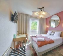 B Hotel Olympia Room