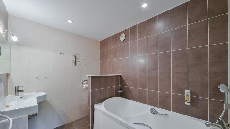B Hotel Olympia Room