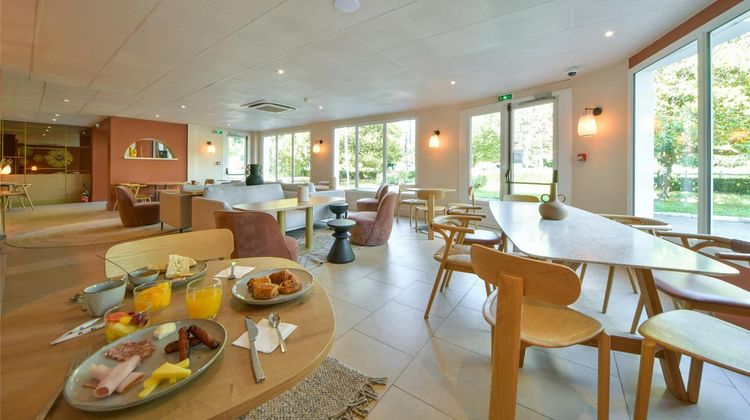 B Hotel Olympia Restaurant