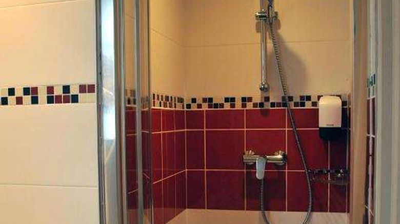 <b>Hotel des Quatrans Room</b>. Images powered by <a href="https://iceportal.shijigroup.com/" title="IcePortal" target="_blank">IcePortal</a>.