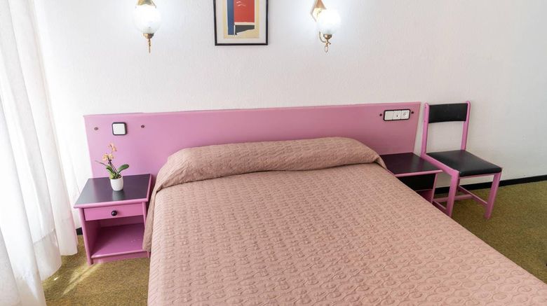 <b>Hotel Faranda Alisas Santander Room</b>. Images powered by <a href="https://iceportal.shijigroup.com/" title="IcePortal" target="_blank">IcePortal</a>.