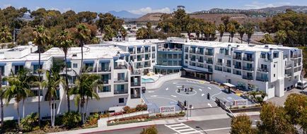 Hilton Garden Inn Doheny Beach Exterior