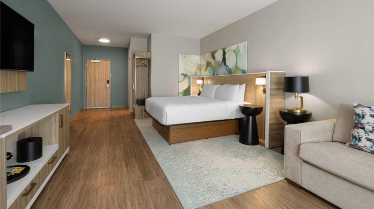 Wyndham Garden Tampa Casino/Fairgrounds Suite