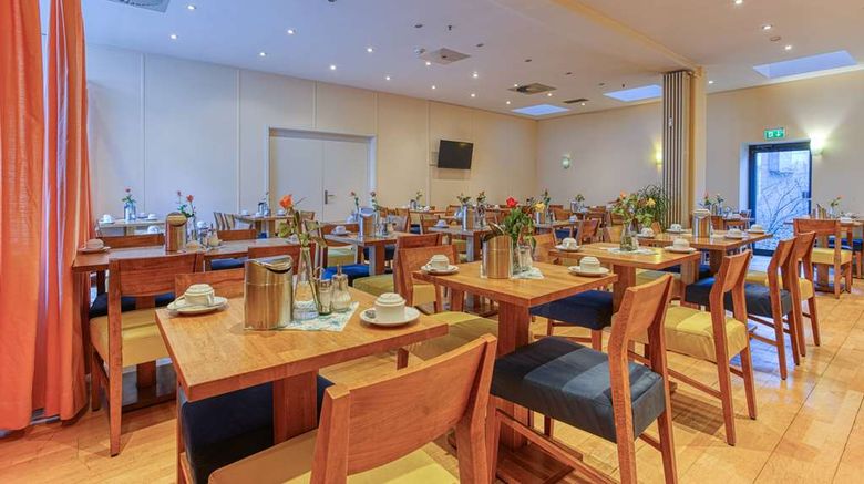 <b>Centro Hotel Braunschweig Restaurant</b>. Images powered by <a href="https://iceportal.shijigroup.com/" title="IcePortal" target="_blank">IcePortal</a>.