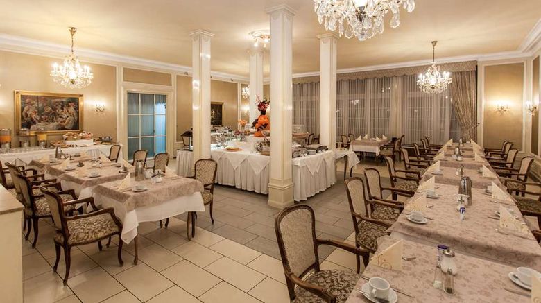 <b>Centro Hotel National Restaurant</b>. Images powered by <a href="https://iceportal.shijigroup.com/" title="IcePortal" target="_blank">IcePortal</a>.