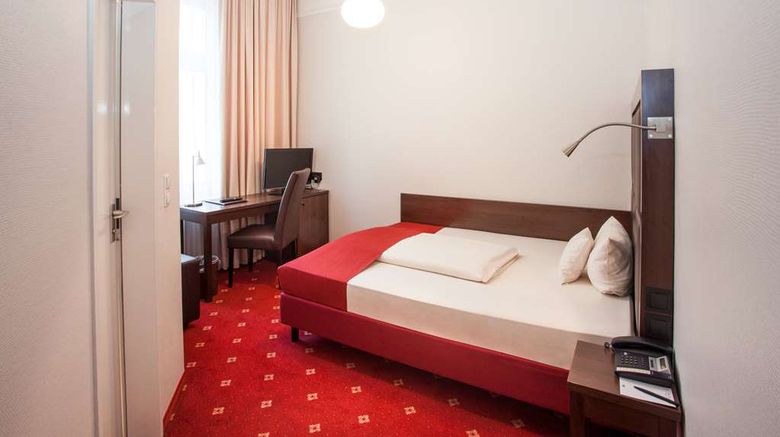 <b>Centro Hotel National Room</b>. Images powered by <a href="https://iceportal.shijigroup.com/" title="IcePortal" target="_blank">IcePortal</a>.
