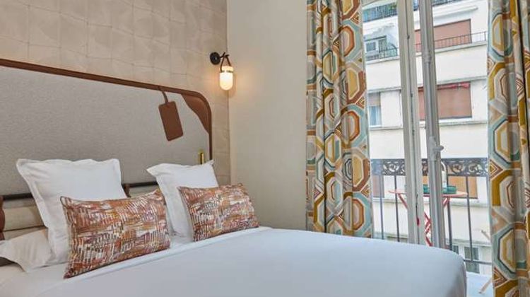 Hotel Tivoli Etoile Champs Elysees Paris Room