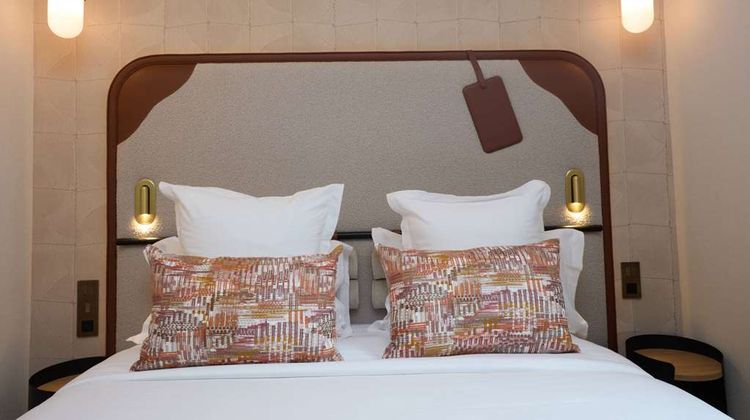 Hotel Tivoli Etoile Champs Elysees Paris Room