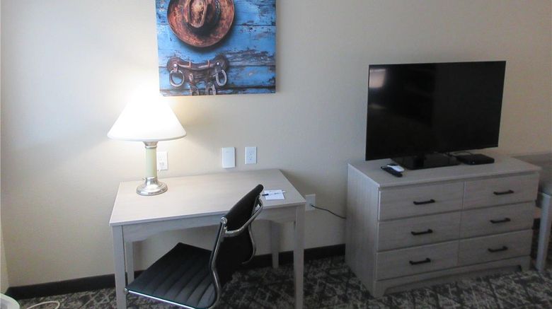 <b>Best Western Decatur Inn Suite</b>. Images powered by <a href="https://iceportal.shijigroup.com/" title="IcePortal" target="_blank">IcePortal</a>.