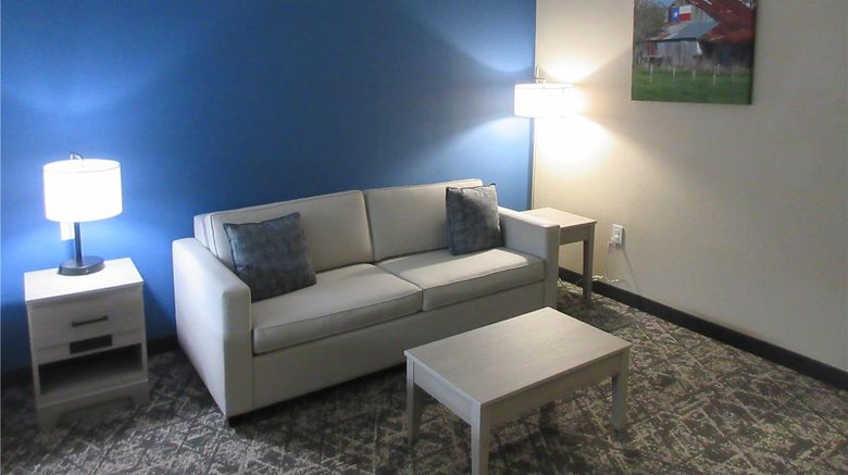 <b>Best Western Decatur Inn Suite</b>. Images powered by <a href="https://iceportal.shijigroup.com/" title="IcePortal" target="_blank">IcePortal</a>.