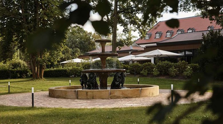 <b>Hilton Frankfurt Gravenbruch Recreation</b>. Images powered by <a href="https://iceportal.shijigroup.com/" title="IcePortal" target="_blank">IcePortal</a>.