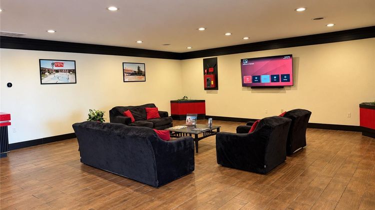 Ramada by Wyndham Santee I-95 Lobby