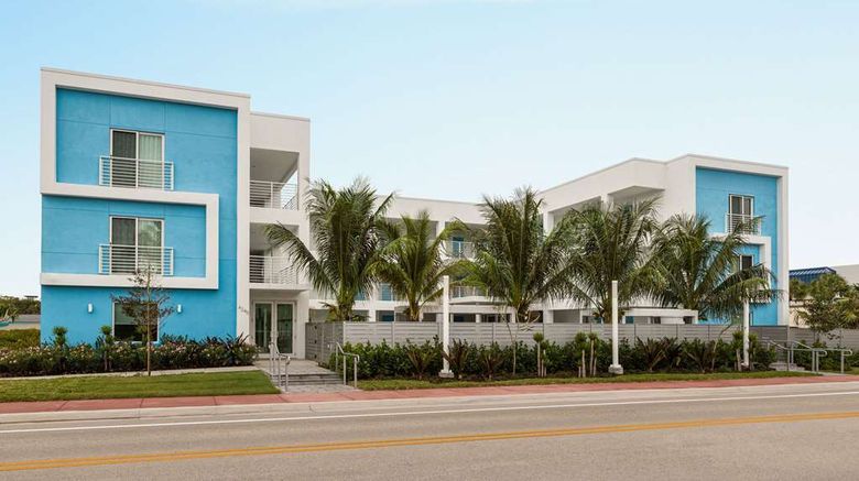 Sea Glass Beach Place, Trademark Coll. Exterior. Images powered by <a href="https://iceportal.shijigroup.com" target="_blank" rel="noopener">Ice Portal</a>.